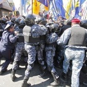 Ukraina: Zatrzymania za protesty