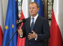 Tusk: Katastrofa nie może stać się przedmiotem politycznej bitwy 