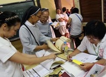 Filipiny: Katolicy monitorują wybory