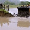 Małopolska: Woda w rzekach powoli opada
