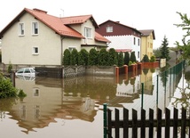 Wielka woda wciąż groźna