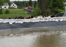 Sytuacja powodziowa stabilizuje się