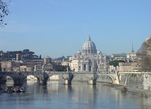 Watykan: Apel o większą wrażliwość na ofiary pedofilii