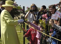 Królowa Elżbieta II zostanie prababcią
