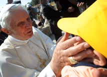 Papież: Modlitwa wymaga posłuszeństwa i dialogu