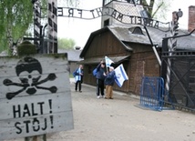 15 mln dol. dla Auschwitz