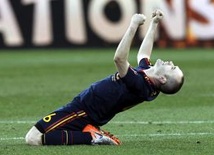 Iniesta idzie na pielgrzymkę