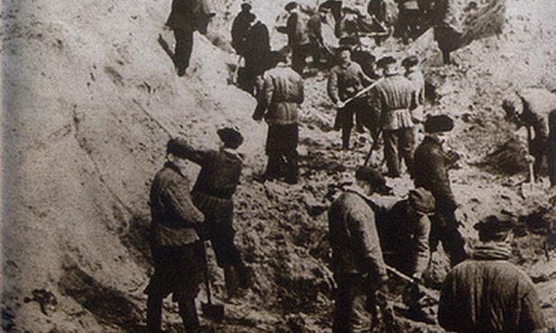 Rosja: Kto kłamie ws. śledztwa katyńskiego?