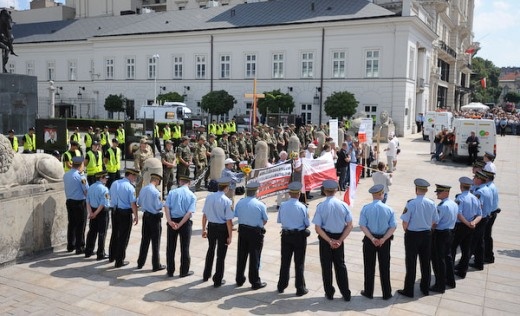 Od krzyża do prokuratora