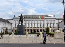 RPO o wydarzeniach przed Pałacem Prezydenckim