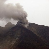 Indonezja: Sinabung wciąż groźny