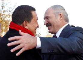 Chavez obiecał Łukaszence ropę