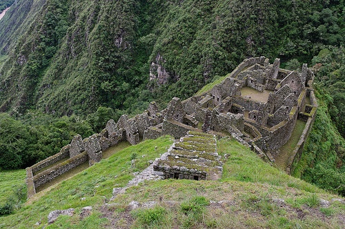 Odkryto duży grobowiec Inków