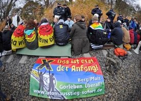 Niemcy: Odpady radioaktywne nadal w drodze 