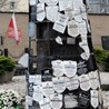 Zniszczono Pomnik przy "Pawiaku"