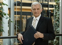 Prof. Jerzy Buzek doktorem h.c. 