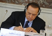 Kilkuminutowy proces Berlusconiego