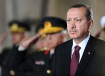 Premier Turcji zarzuca Amerykanom oszczerstwo 