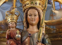 Skradziono korony Matki Bożej Leśniowskiej
