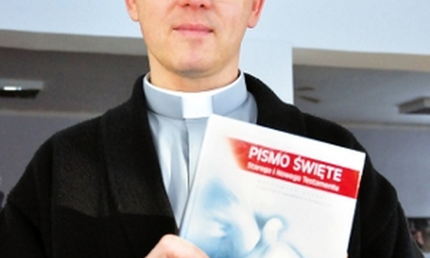 Ks. Artur Godnarski