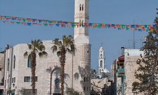 Bóg siedzi w piątym rzędzie