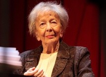 Szymborska jak świeże bułeczki