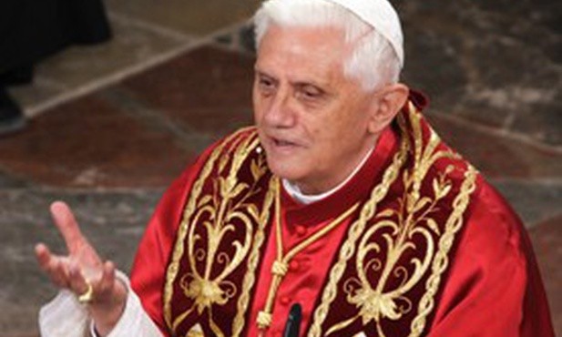 Papież Benedykt zirytowany