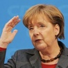 Merkel wzywa Kadafiego do ustąpienia