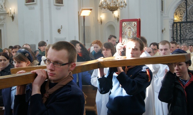 Owoce Forum Młodzieży