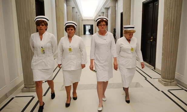 Wciąż bez porozumienia z pielęgniarkami