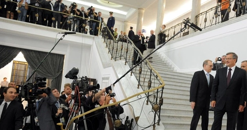 Parlament skrytykowany