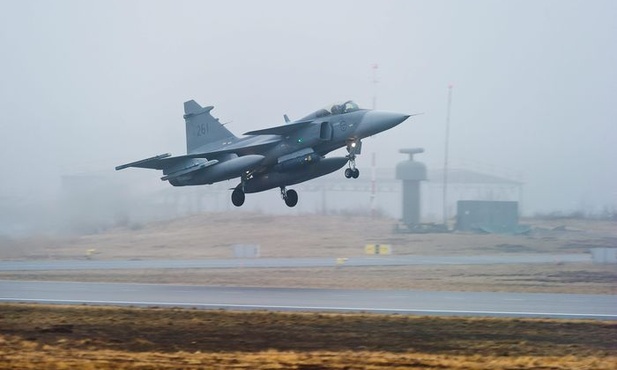 NATO zaatakowało powstańców 