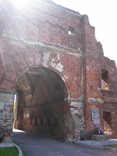 Spacerem do twierdzy