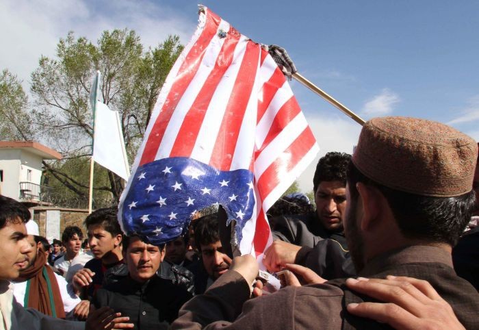 Afganistan: Demonstracje przeciw spaleniu Koranu 