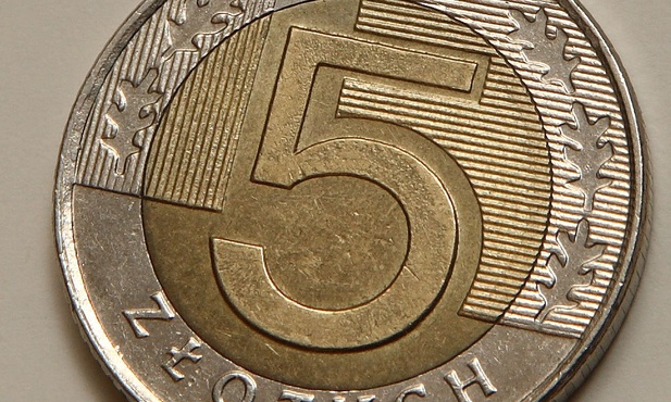 Żyjemy w kraju "po 5 złotych"?