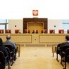 Prezes Trybunału Konstytucyjnego Andrzej Rzepliński odczytuje wyrok