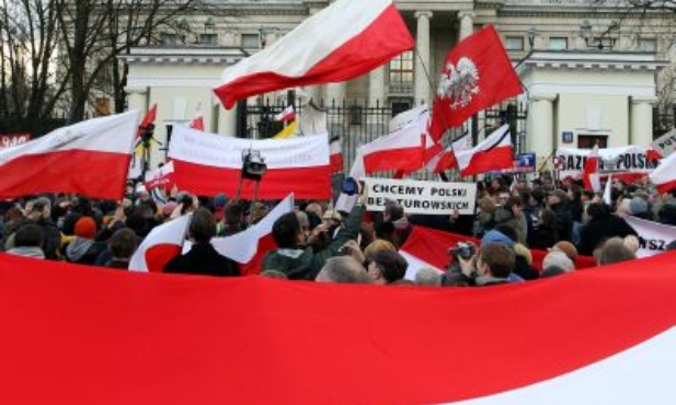 Demonstranci pod Belwederem 