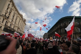 Schetyna wyjaśnia incydent z posłami PiS