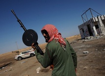 Al-Kaida wzywa do walki z Kadafim