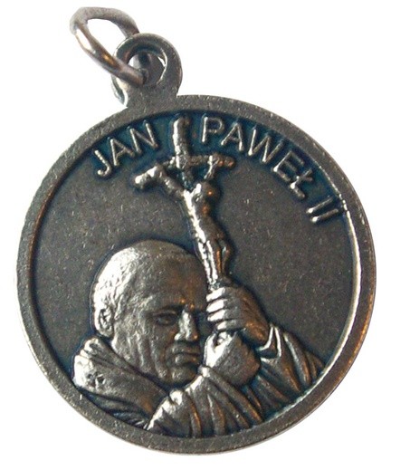 „Mały Gość”: Medalik z wizerunkiem Jana Pawła II