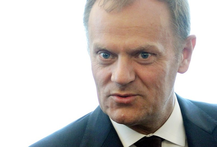 Tusk: Kiszczak ponosi odpowiedzialność