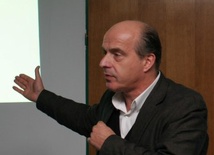 Edukacja czy deprawacja?