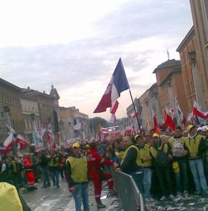 Plac św. Piotra zapełnia się pielgrzymami