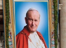 Świat dziękuje za beatyfikację Jana Pawła II