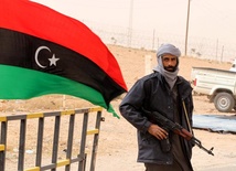 Libia: Walka trwa