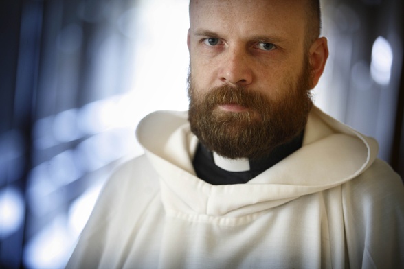 Polski teolog postuluje rozpoczęcie dyskusji nt. możliwości przyjmowania pragnieniem sakramentu chorych