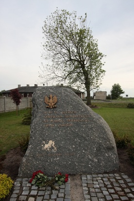 Próbę umieszczenia tablicy trzeba potępić
