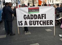 Aresztować Kadafiego