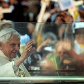 Chcesz się spotkać z papieżem - zapisz się