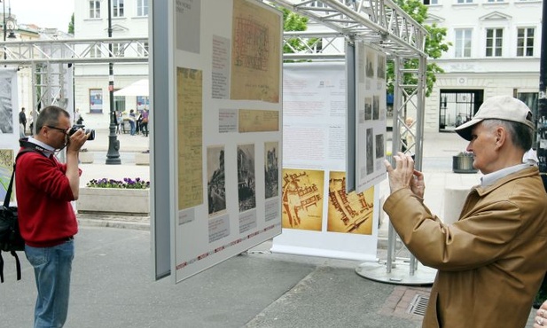 "Pamięć Świata" w Warszawie